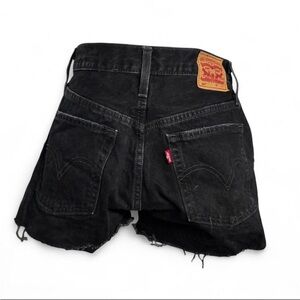 Authentic High Waisted Black Levi’s Distressed Mom Shorts Size 26